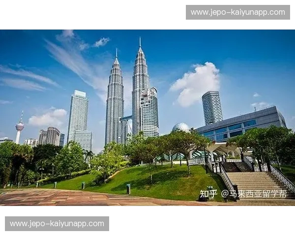 双城记：吉隆坡的克制与马尼拉的狂热，谁才是东南亚性价比之王的终极答案？